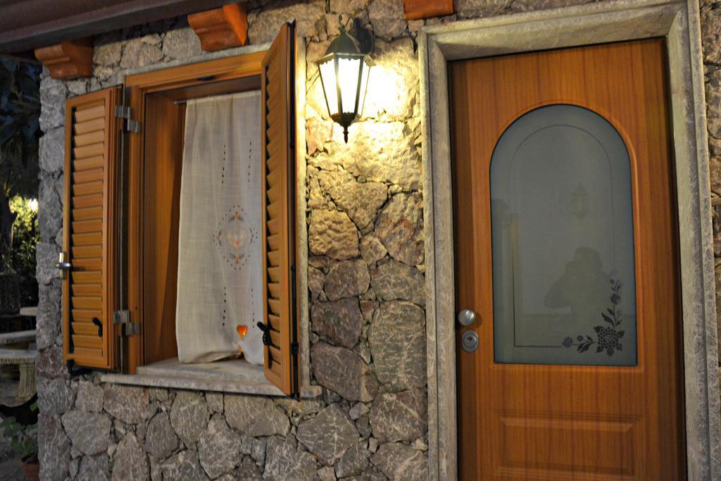 Giardino Del Sole Daire Taormina Dış mekan fotoğraf