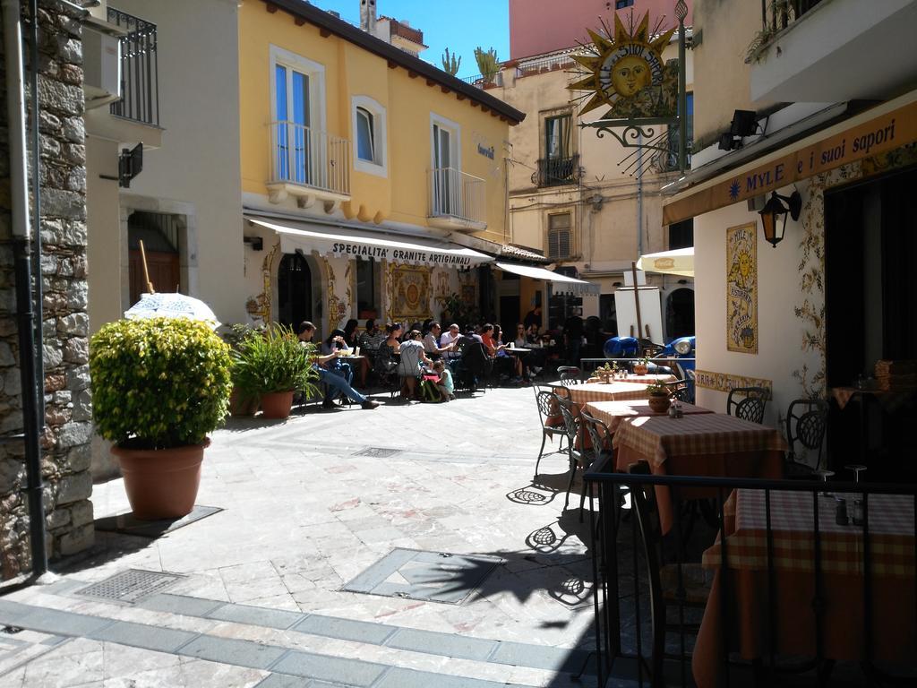Giardino Del Sole Daire Taormina Dış mekan fotoğraf