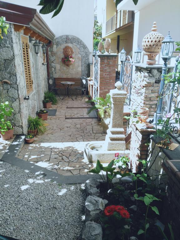 Giardino Del Sole Daire Taormina Dış mekan fotoğraf